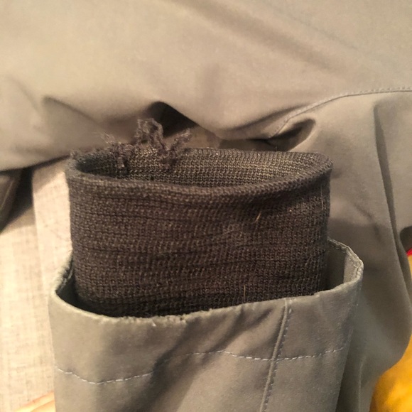 Canada Goose XS Charcoal - Picture 6 of 8